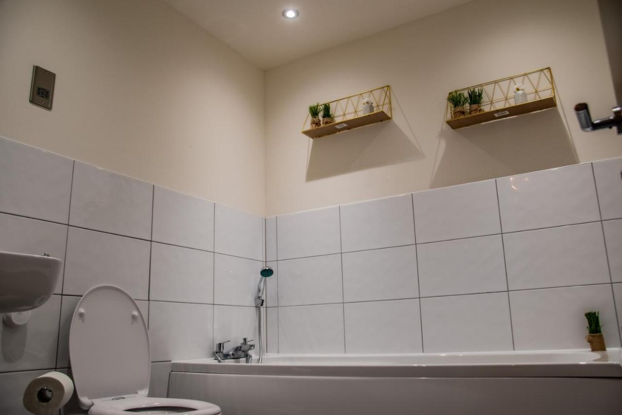 Bv Lush Apartment At Conditioning House Bradford برادفورد المظهر الخارجي الصورة